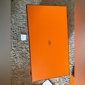 Hermès  Orange Gift Box A15